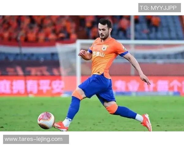 泰山队真不该续约瓦科，他实在水平就10球左右，更应该补强这一点